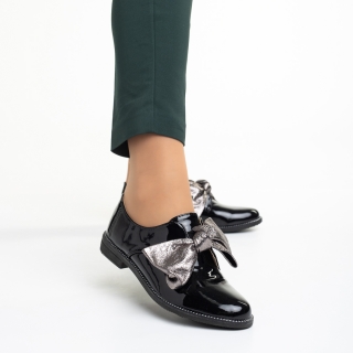 Easter Sale - Kedvezmények Mitra fekete női cipő, lakkozott műbőrből készült Promóció